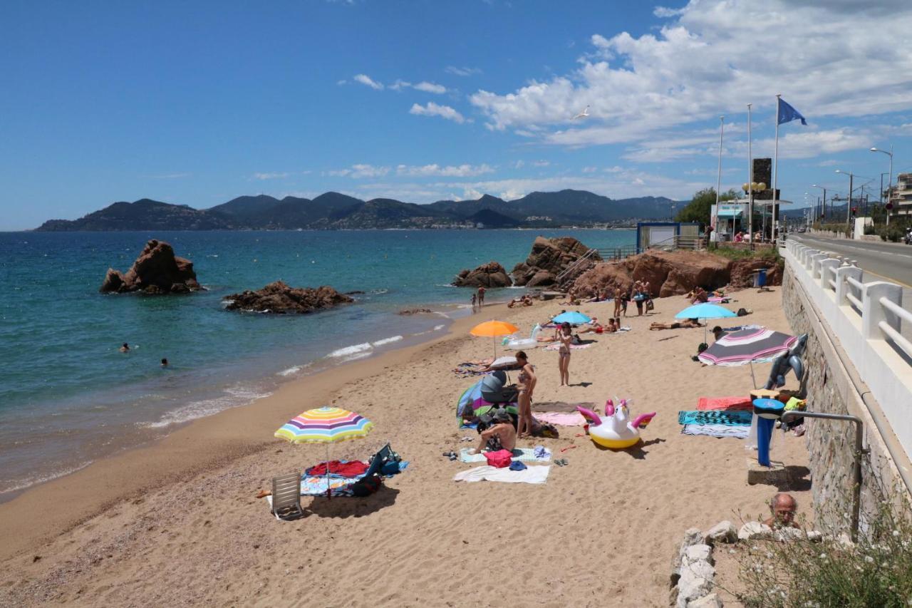 Studio With Beautiful Sea View And Direct Beach Access Κάννες Εξωτερικό φωτογραφία