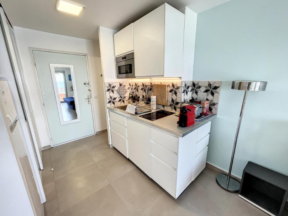 Studio With Beautiful Sea View And Direct Beach Access Κάννες Εξωτερικό φωτογραφία